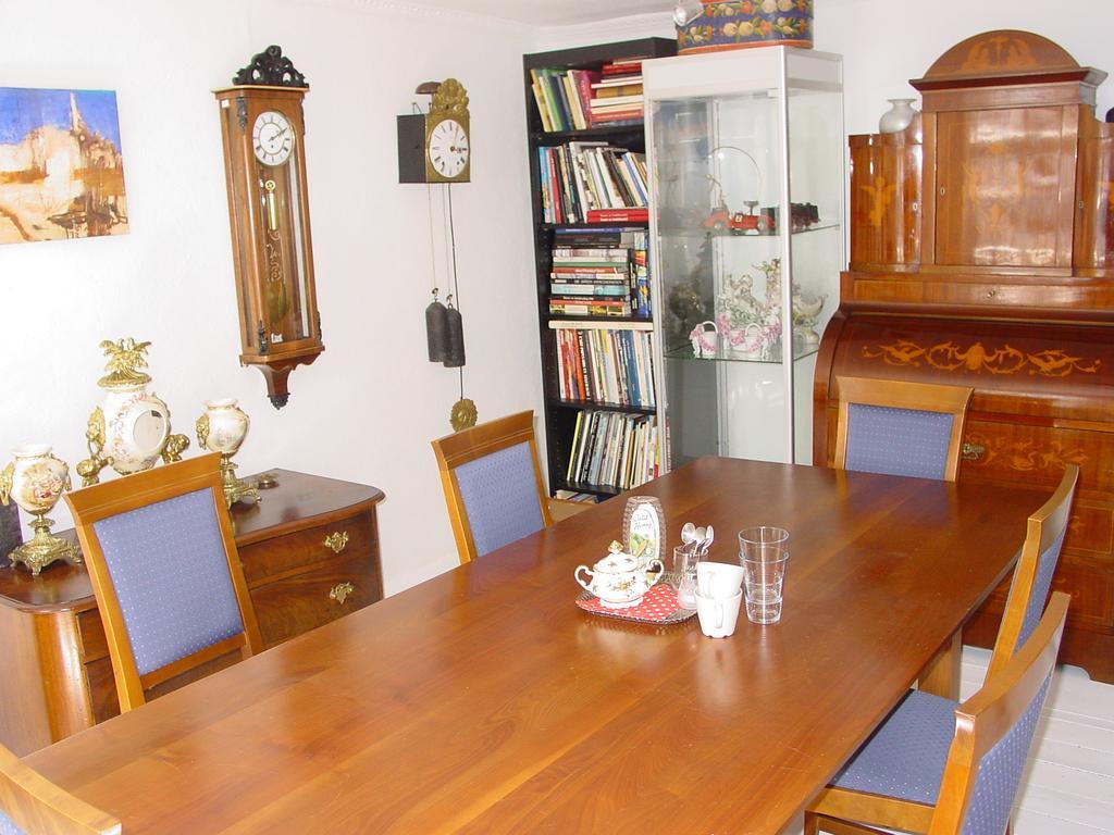 Robert'S Bed & Breakfast Helmarshausen Exterior foto